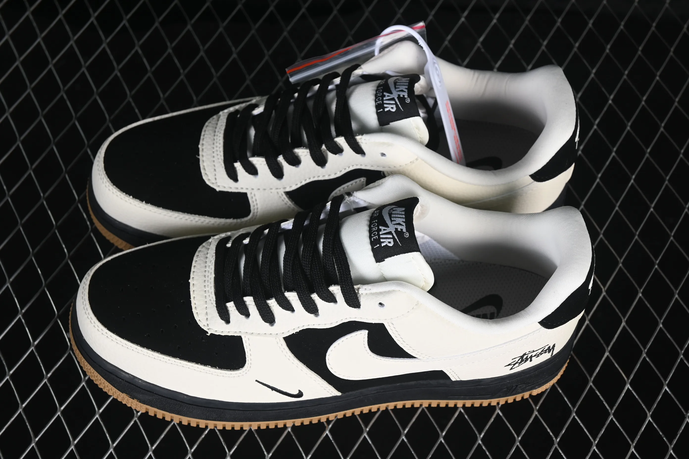 All Categories Nk Air Force 1 Air Force Series Nk Air Force 1 Low Air Force Low Nike Air Force 1'07 Low Stussy Co-branded Double Beige Black Brown Air Force 1 Low-top Casual Shoes LD1999-006